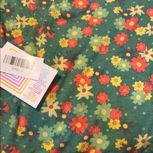 LuLaRoe Irma Tunic